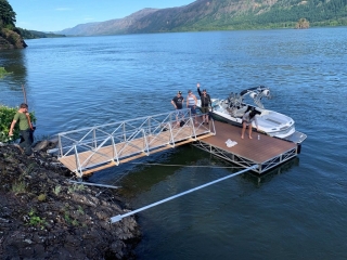 columbia river floating dock